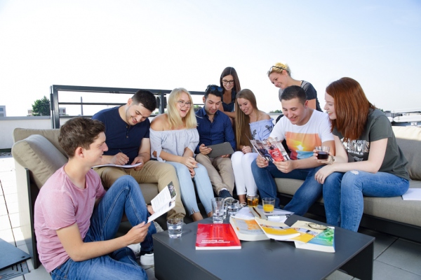 Leitbilder für nachhaltige Entwicklung - Bericht an die Gesellschaft |  KSK Heinsberg 2017